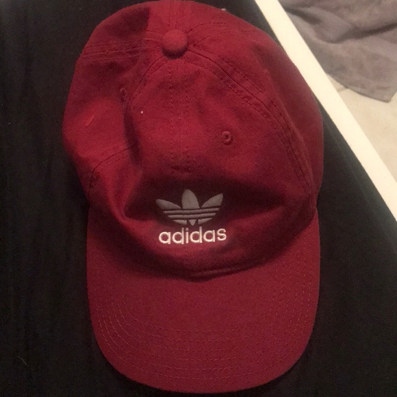 Adidas hat - Picture 1 of 2